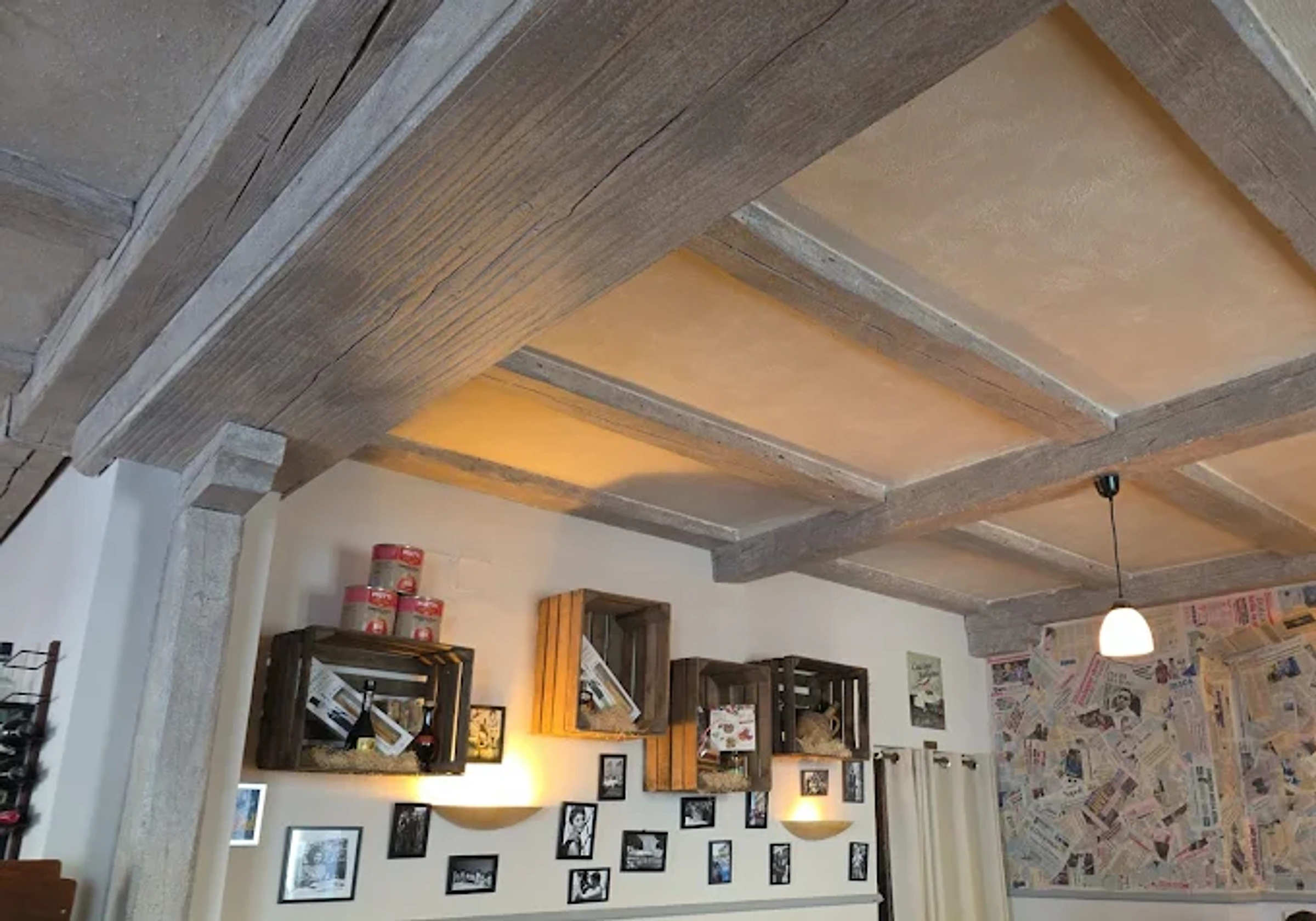 Die alten Holzbalken - ein Hauch von rustikaler Toskana